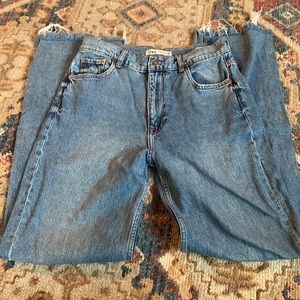 Zara 90s style high rise jean size 8